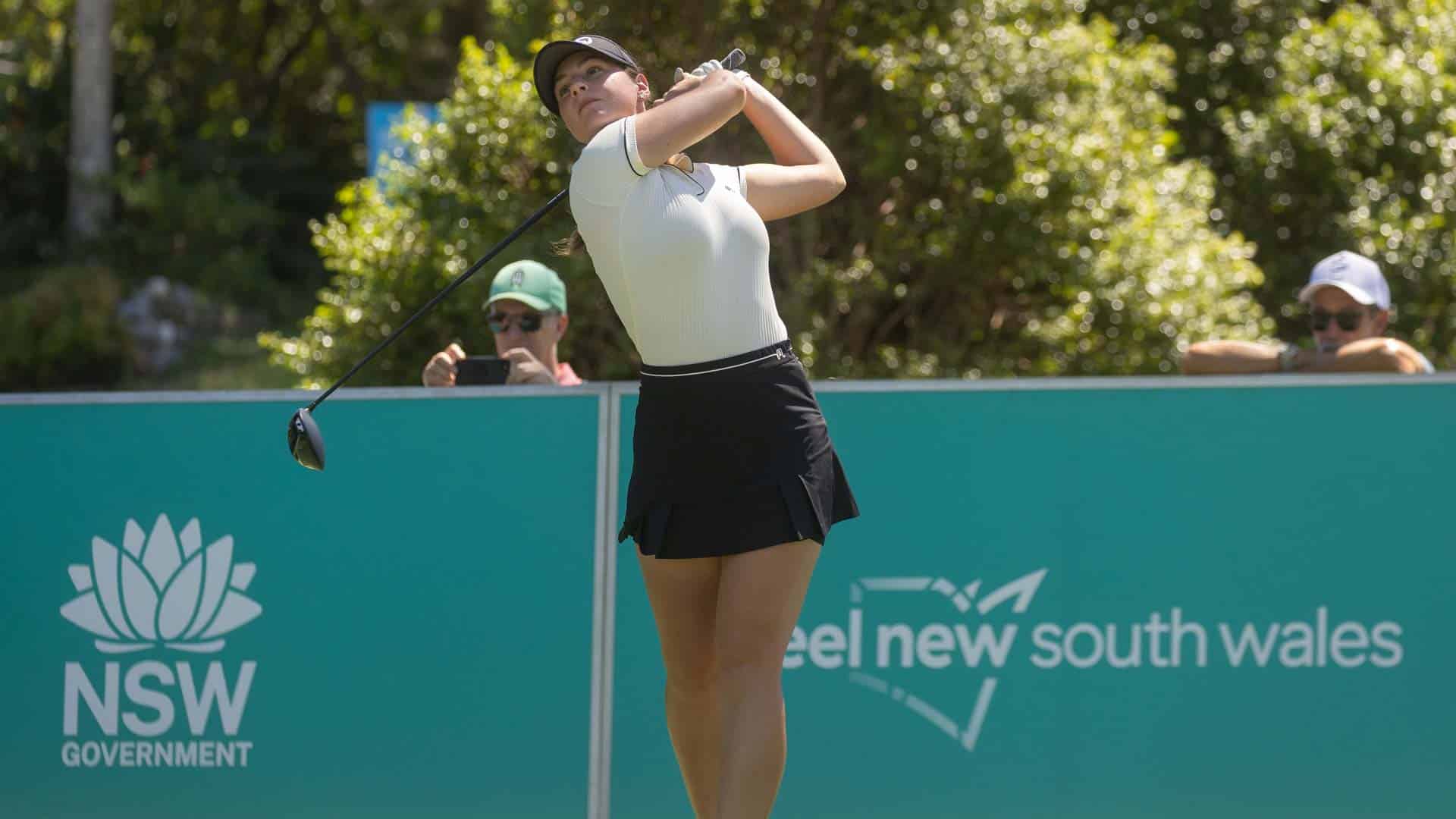 #AusWomensClassic: Emma Makes a Late Charge 3 HArry Darcey 1920 20250314 AWC RD1 TJ 30142